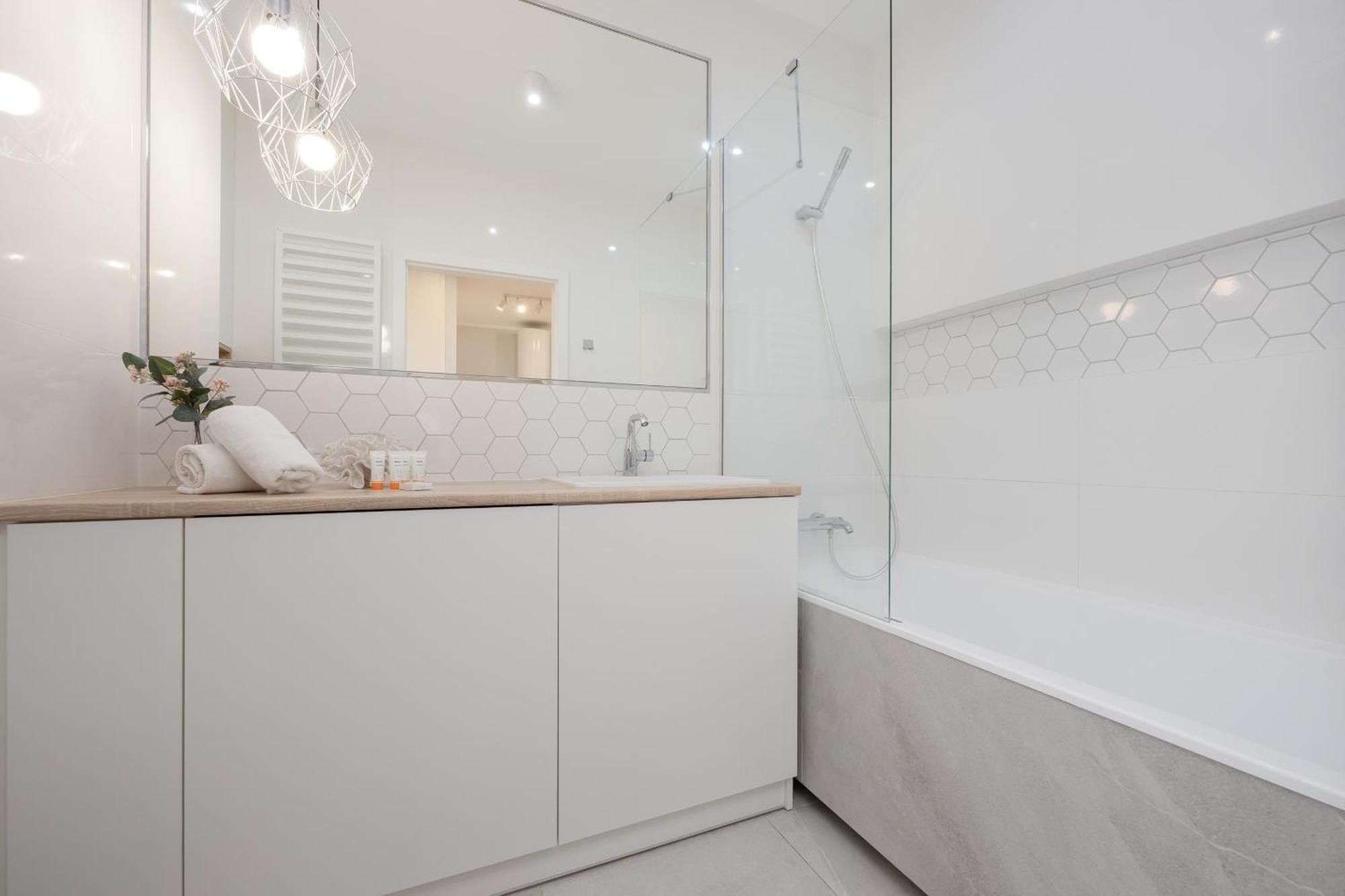 Zajezdnia Wrzeszcz Modern & Stylish Apartment Gym Gdansk By Noclegi Renters Eksteriør bilde